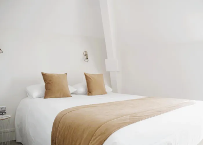 Ker Lehn - La 호텔 3*